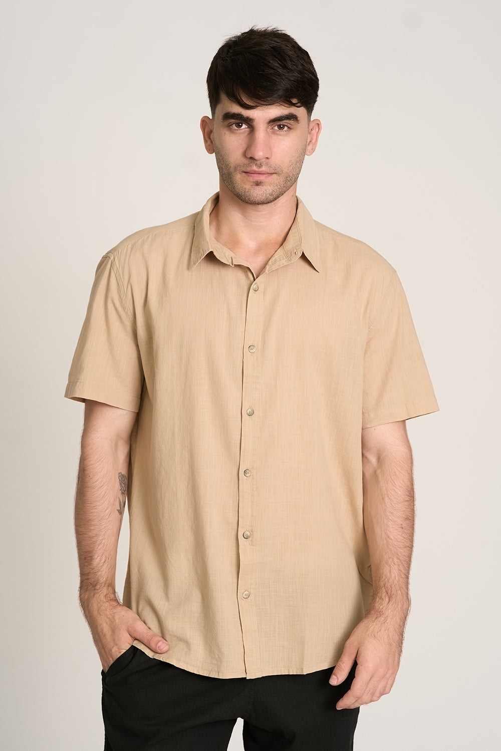 Camisa Flat MC Caqui