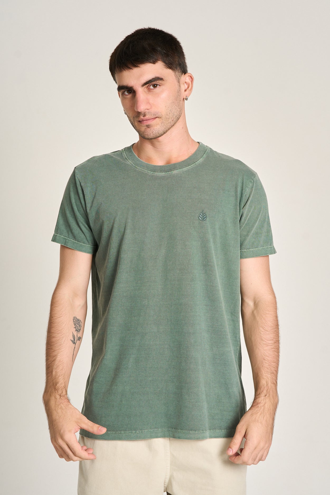 Camiseta Basic Stone Verde Escuro