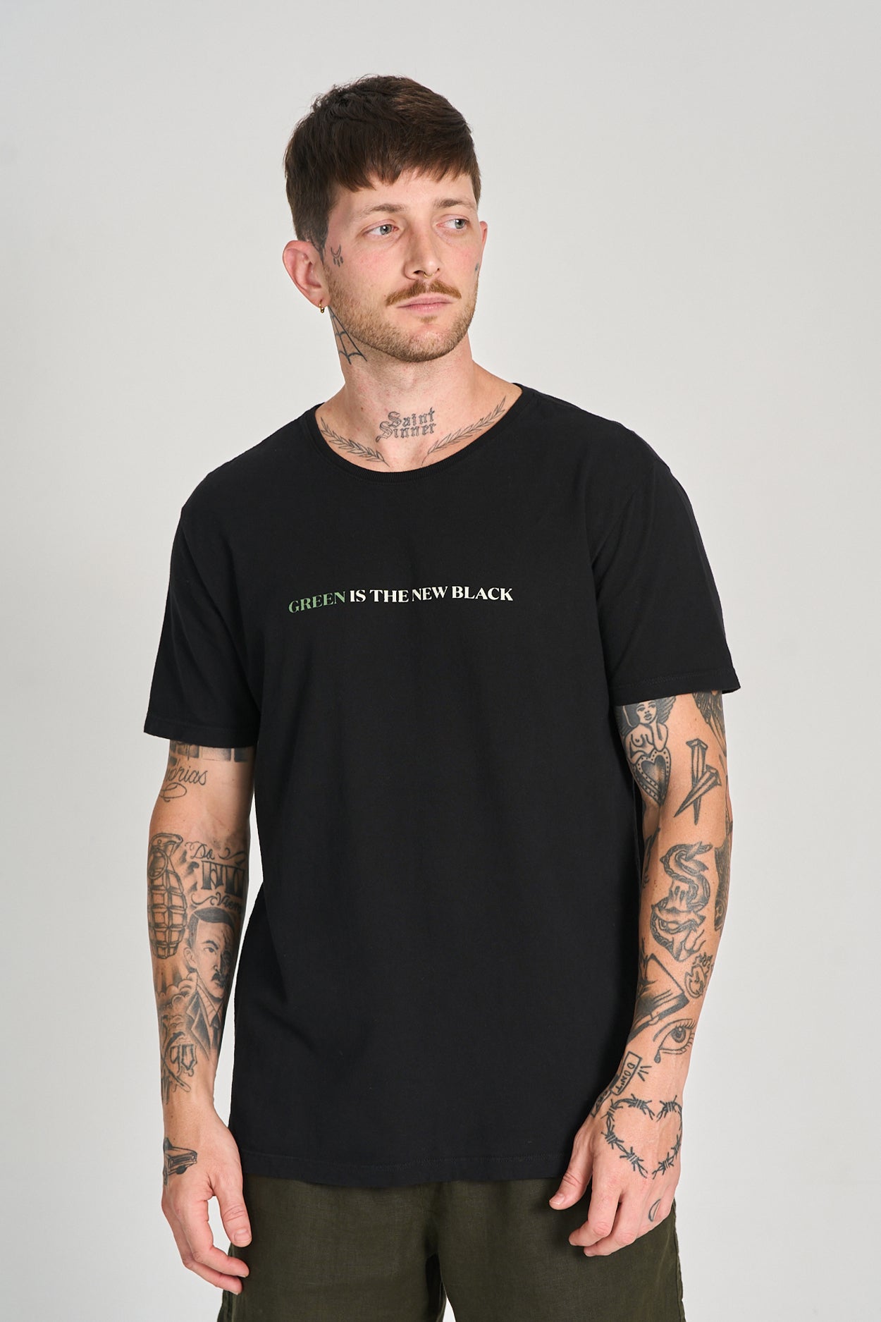 Camiseta New Black Preto