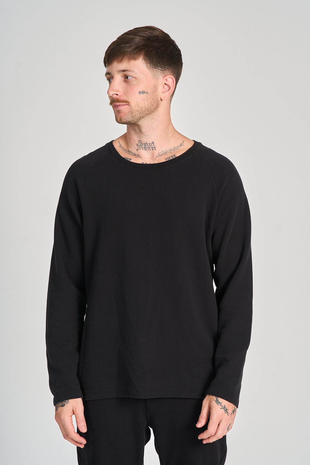 Camiseta Raglan Layer ML Preto Reativo