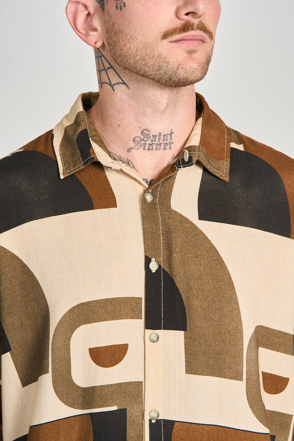 Camisa Nassau Mc Marrom