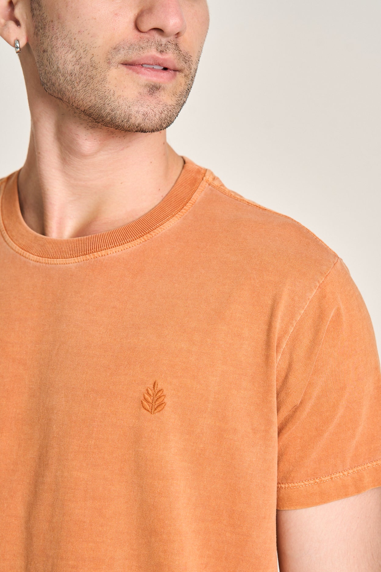 Camiseta Basic Stone Telha