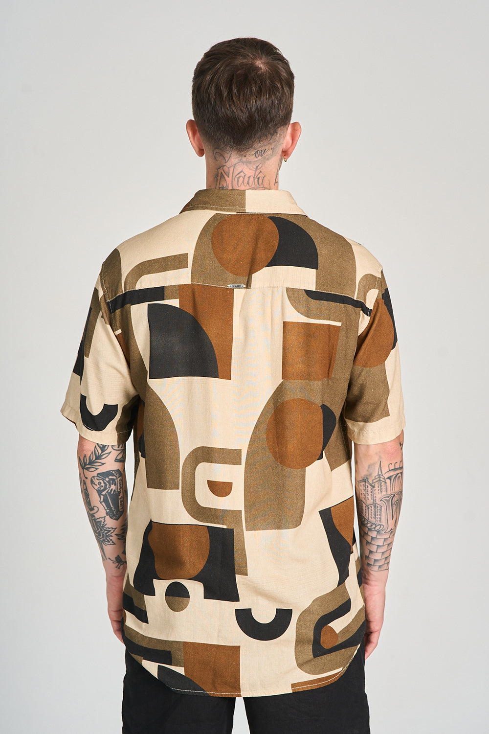 Camisa Nassau Mc Marrom