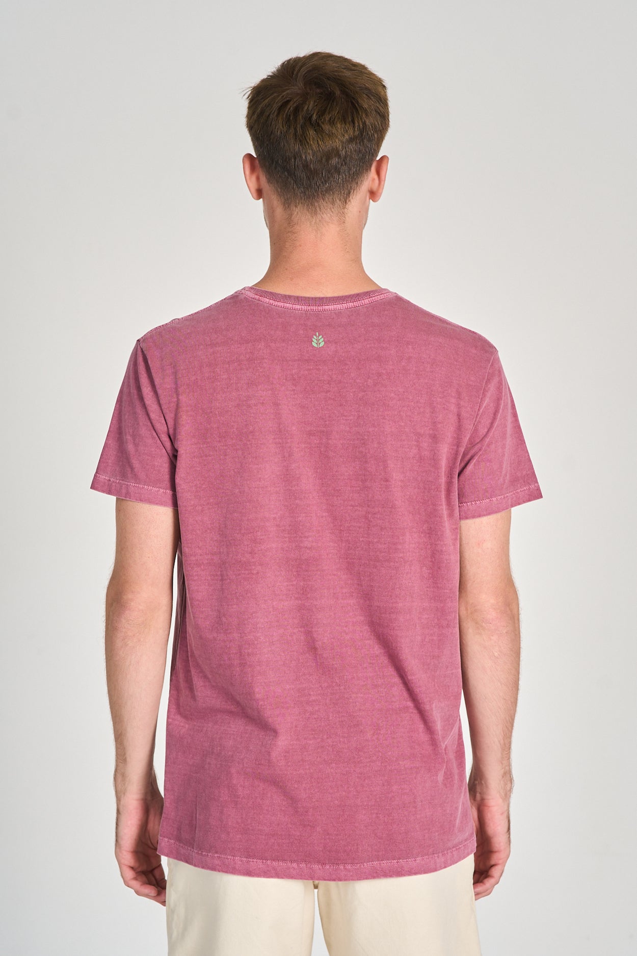 Camiseta Body Mind Soul Uva