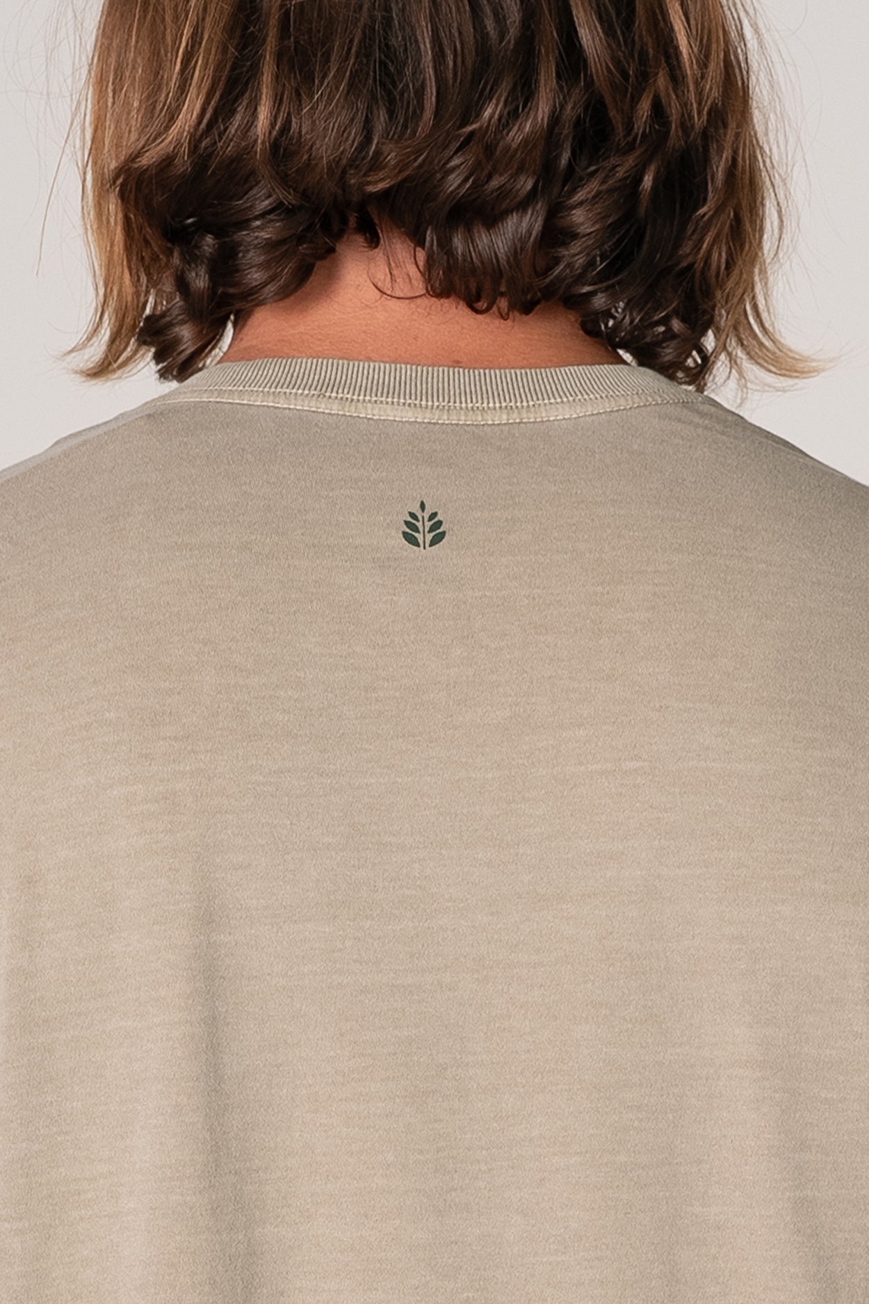 Camiseta Elementos Stone Caqui