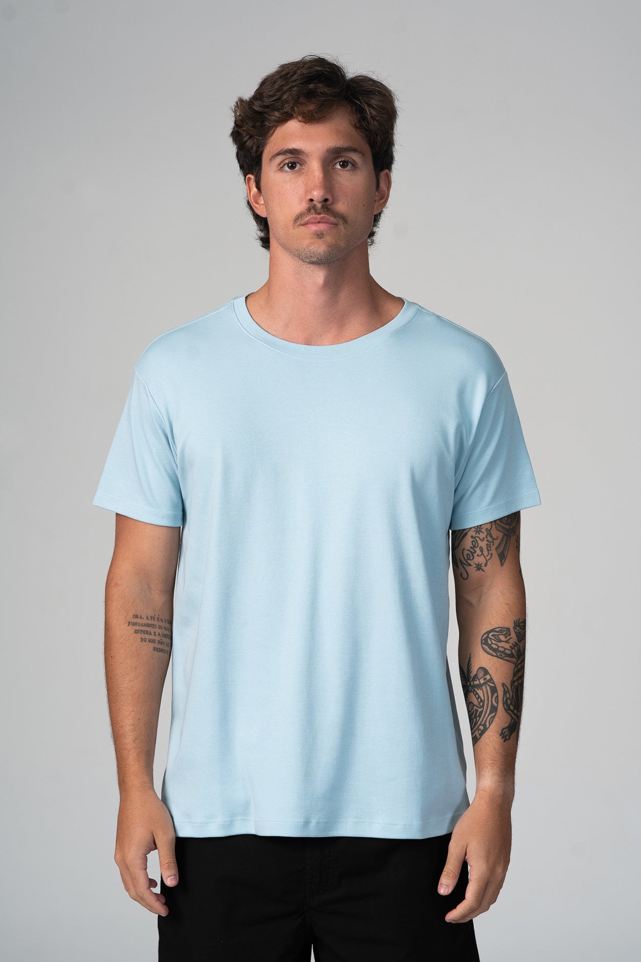 Camiseta Fio Egípcio Azul Claro