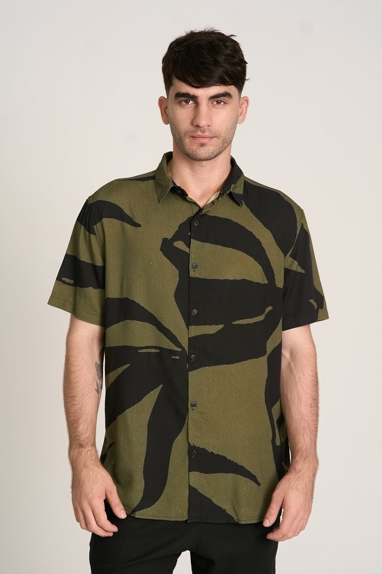 Camisa Art Grafic MC Verde