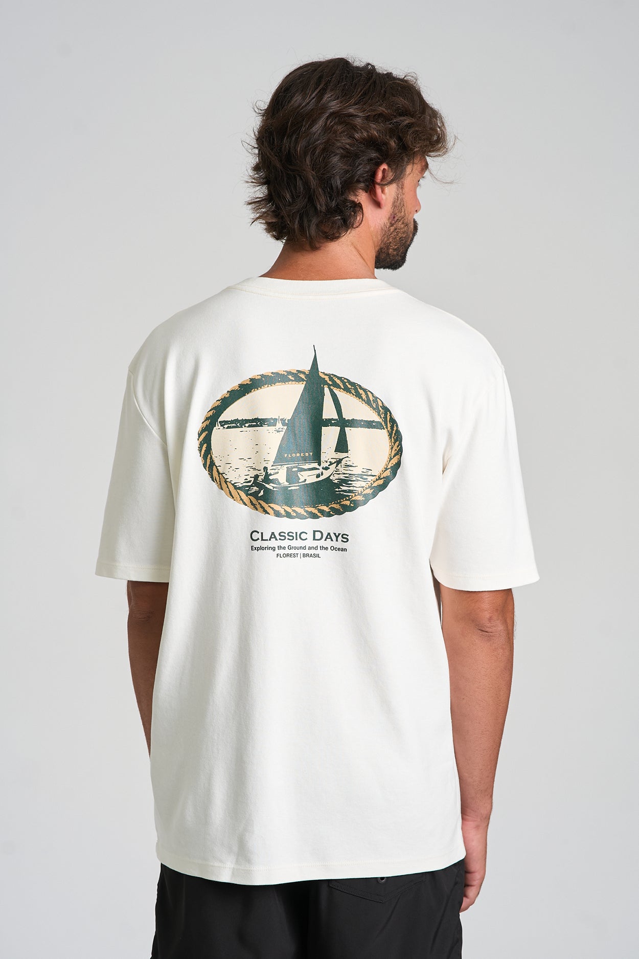 Camiseta Classic Days Over Off-White