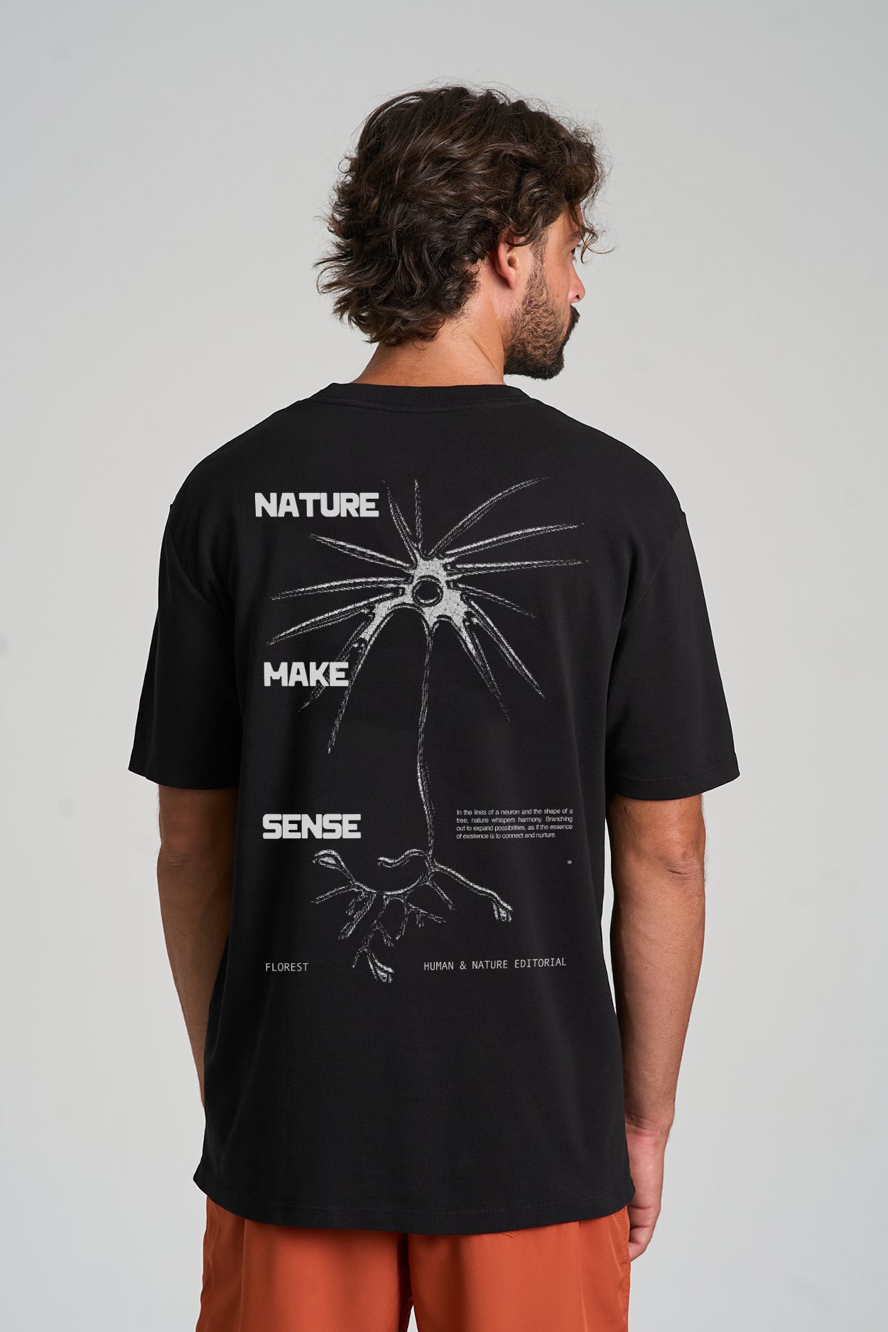 Camiseta Make Sense Over Preto