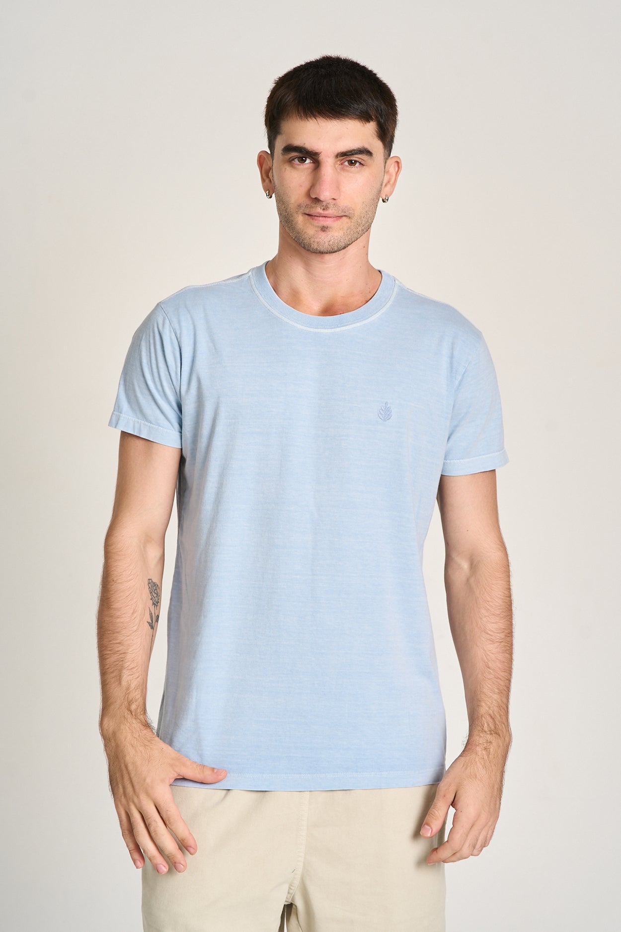 Camiseta Basic Stone Azul Claro