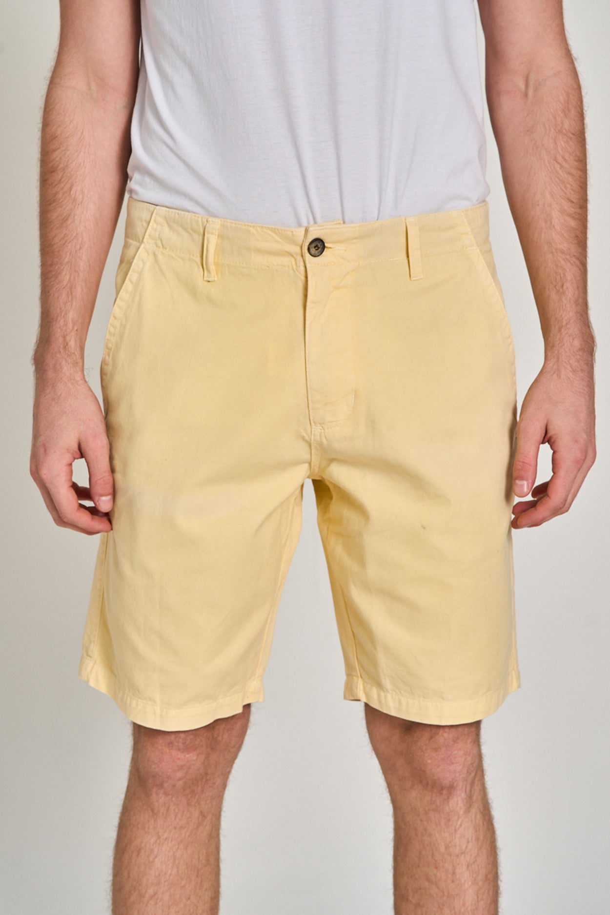 Bermuda Sarja Walk Amarelo