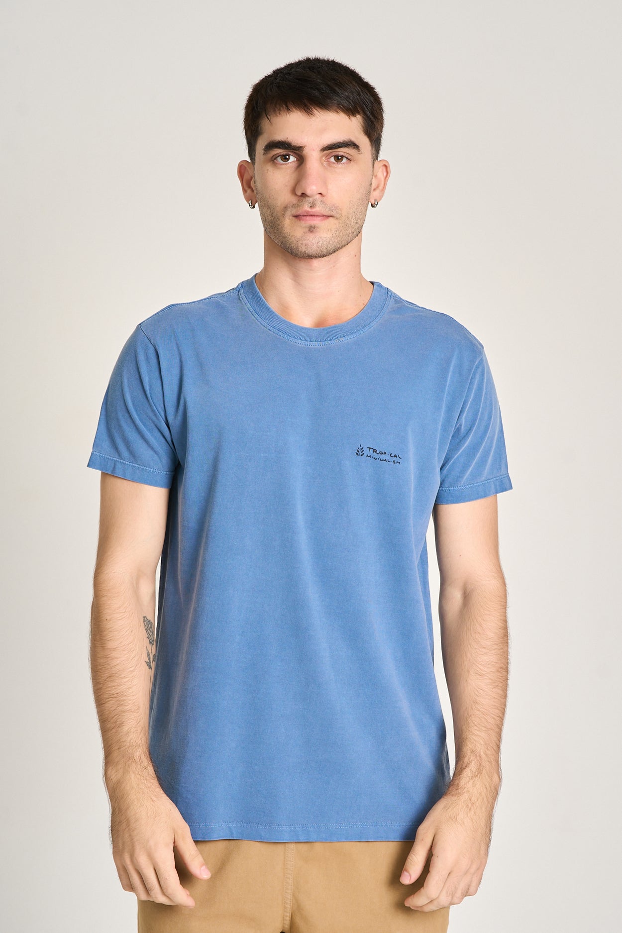 Camiseta Tropical Minimalismo Azul