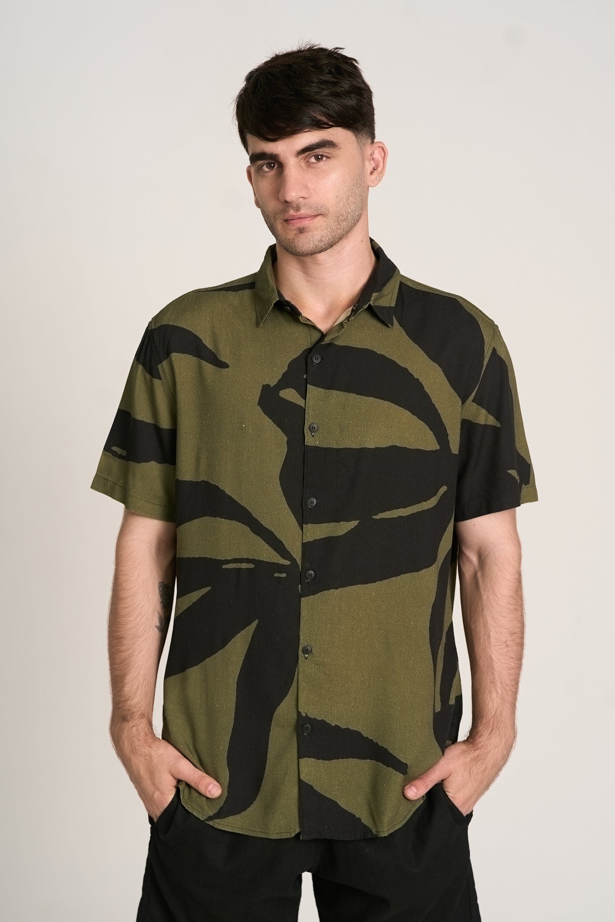 Camisa Art Grafic MC Verde