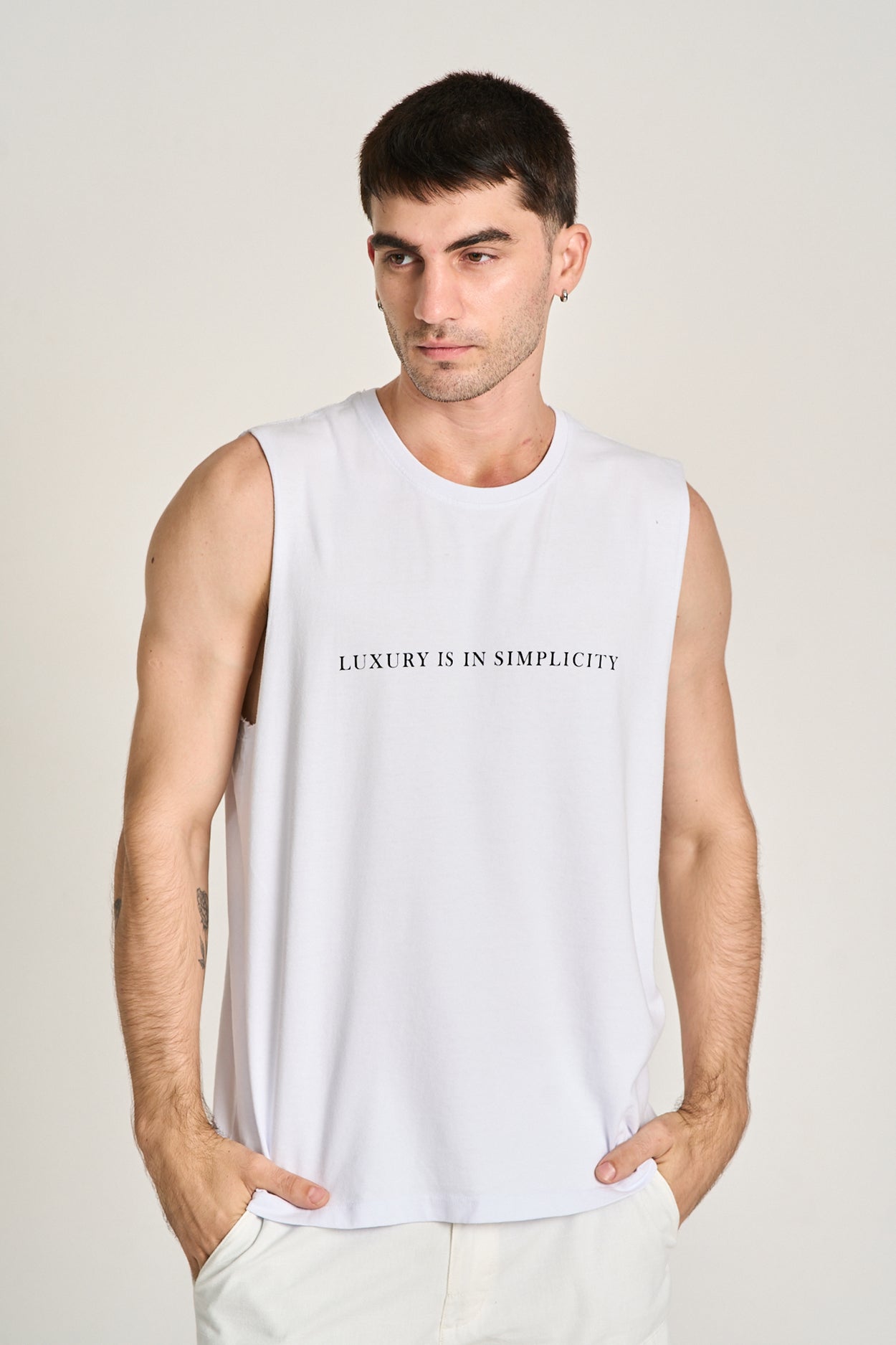 Regata Lins Branco