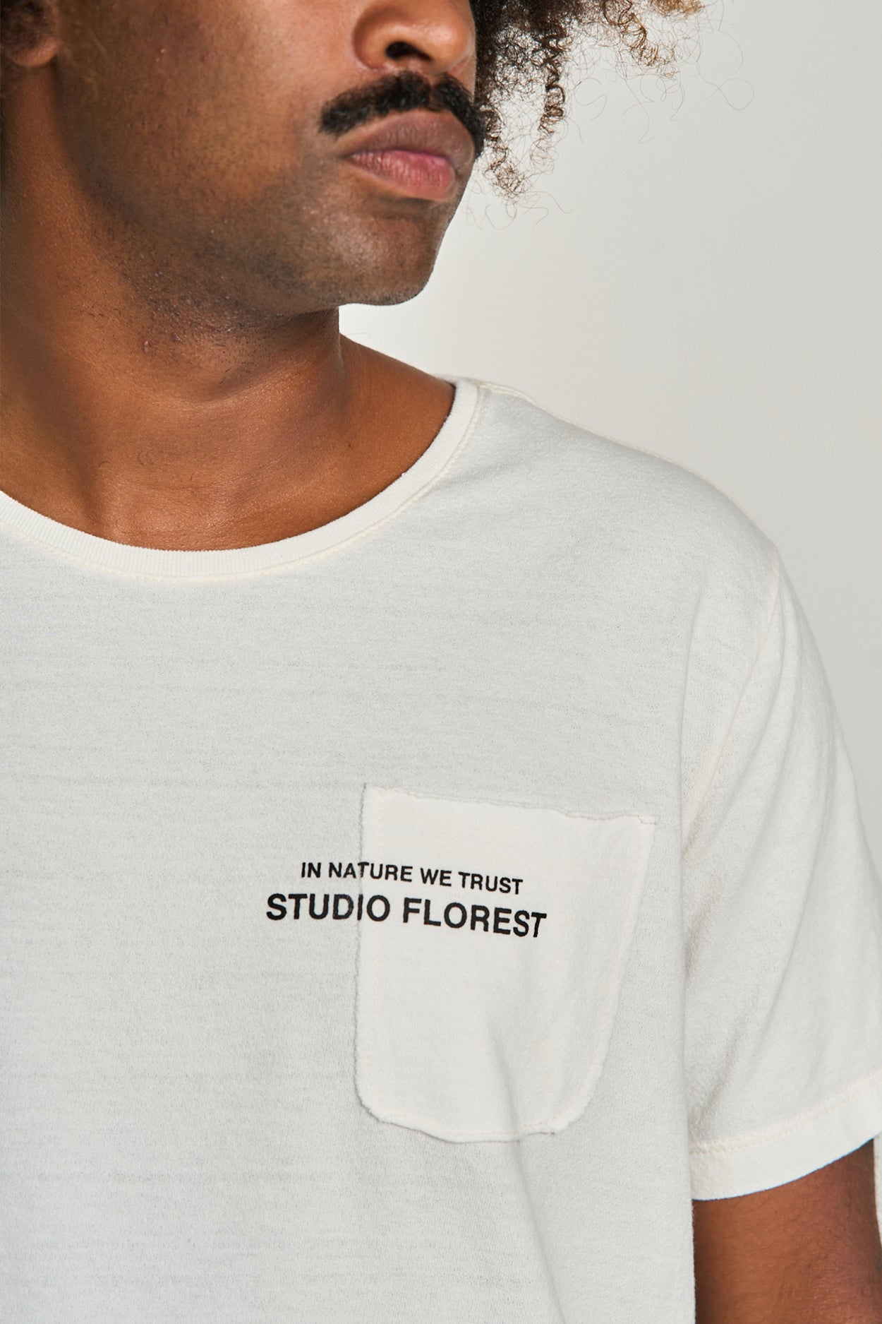 CAMISETA WE TRUST NATURE Branco