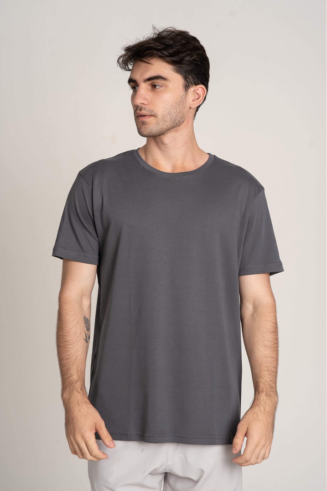 Camiseta Fio Egípcio Chumbo