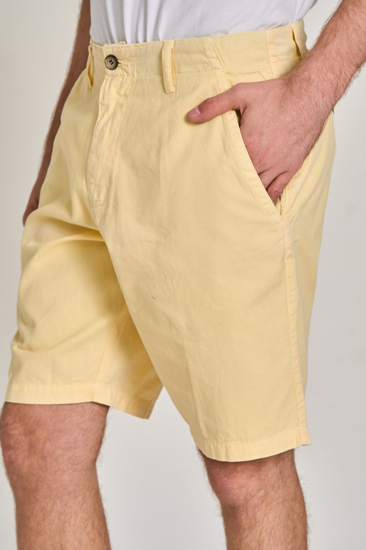 Bermuda Sarja Walk Amarelo