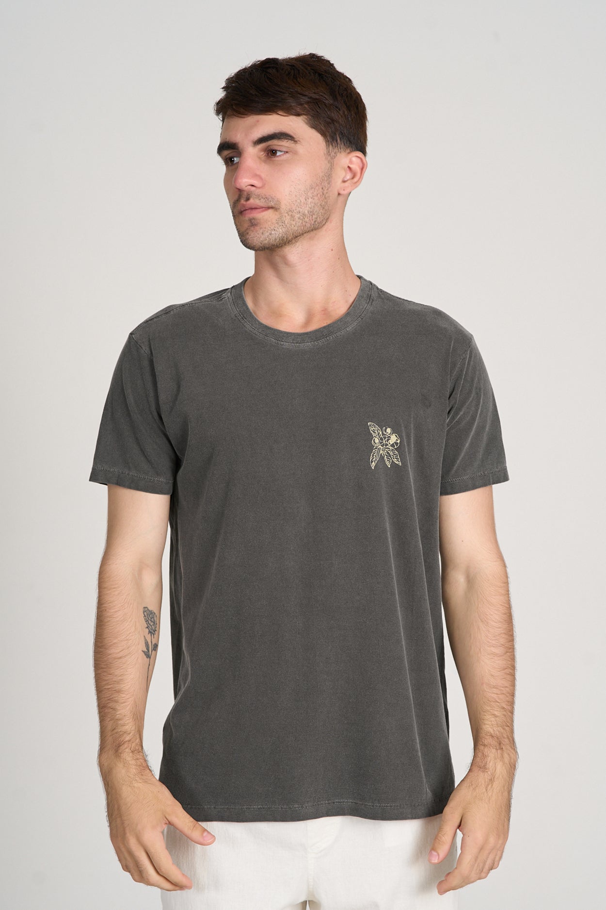 Camiseta Guaraná Preto Stoned