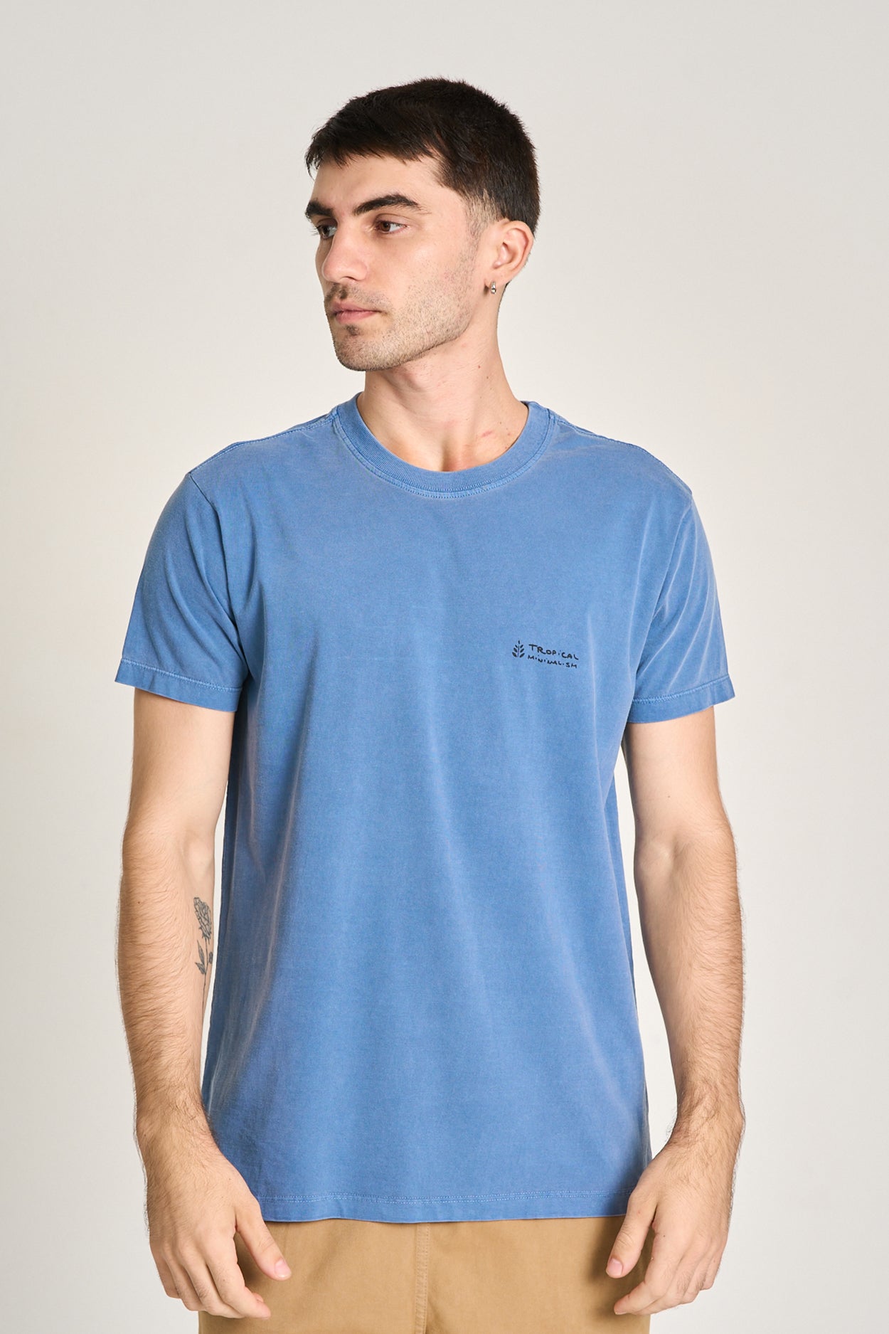Camiseta Tropical Minimalismo Azul
