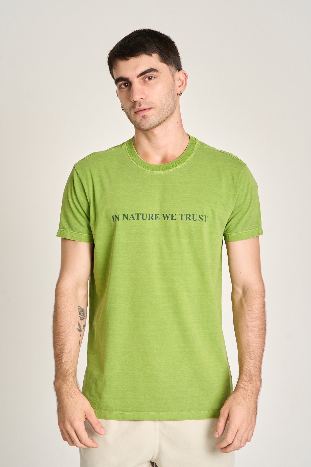 CAMISETA WE TRUST NATURE Verde Grama