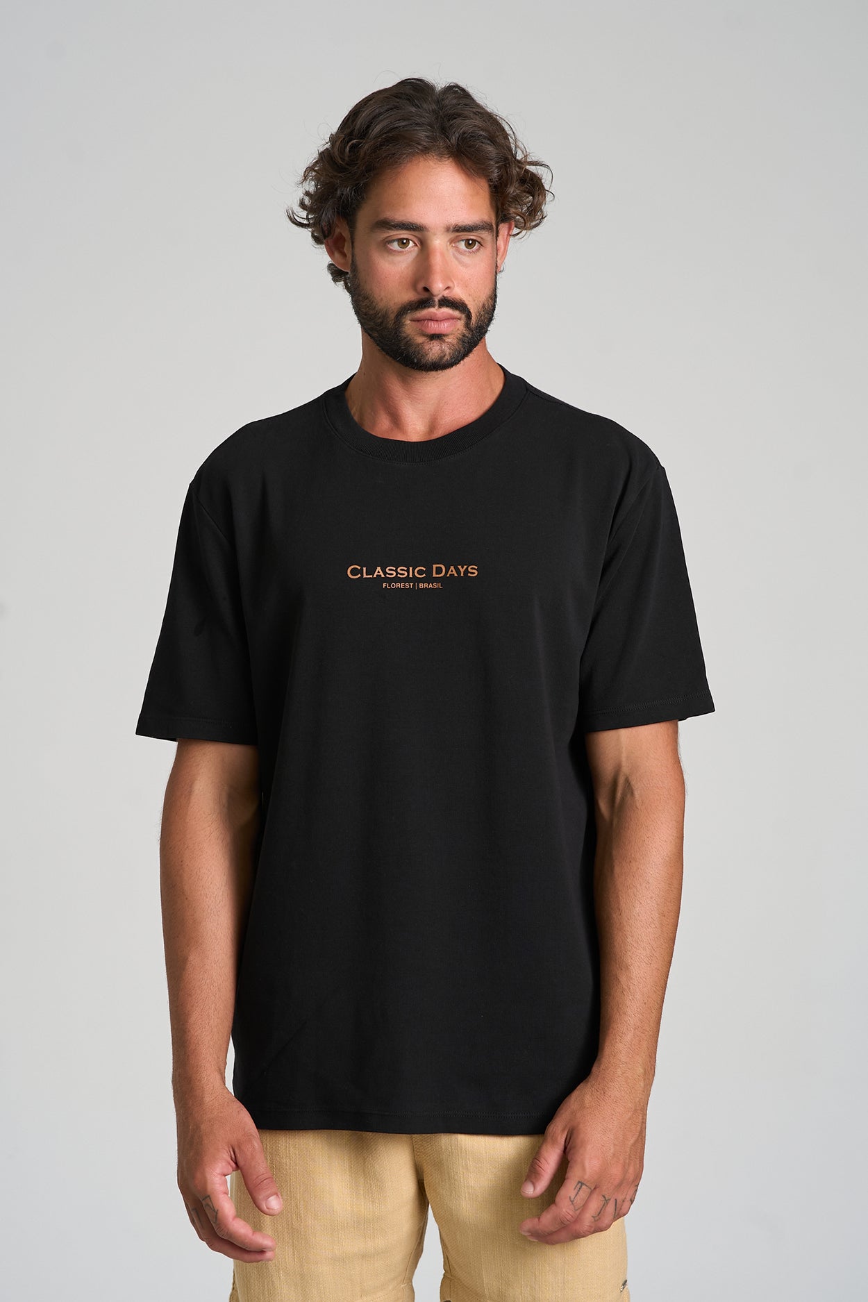 Camiseta Classic Days Over Preto