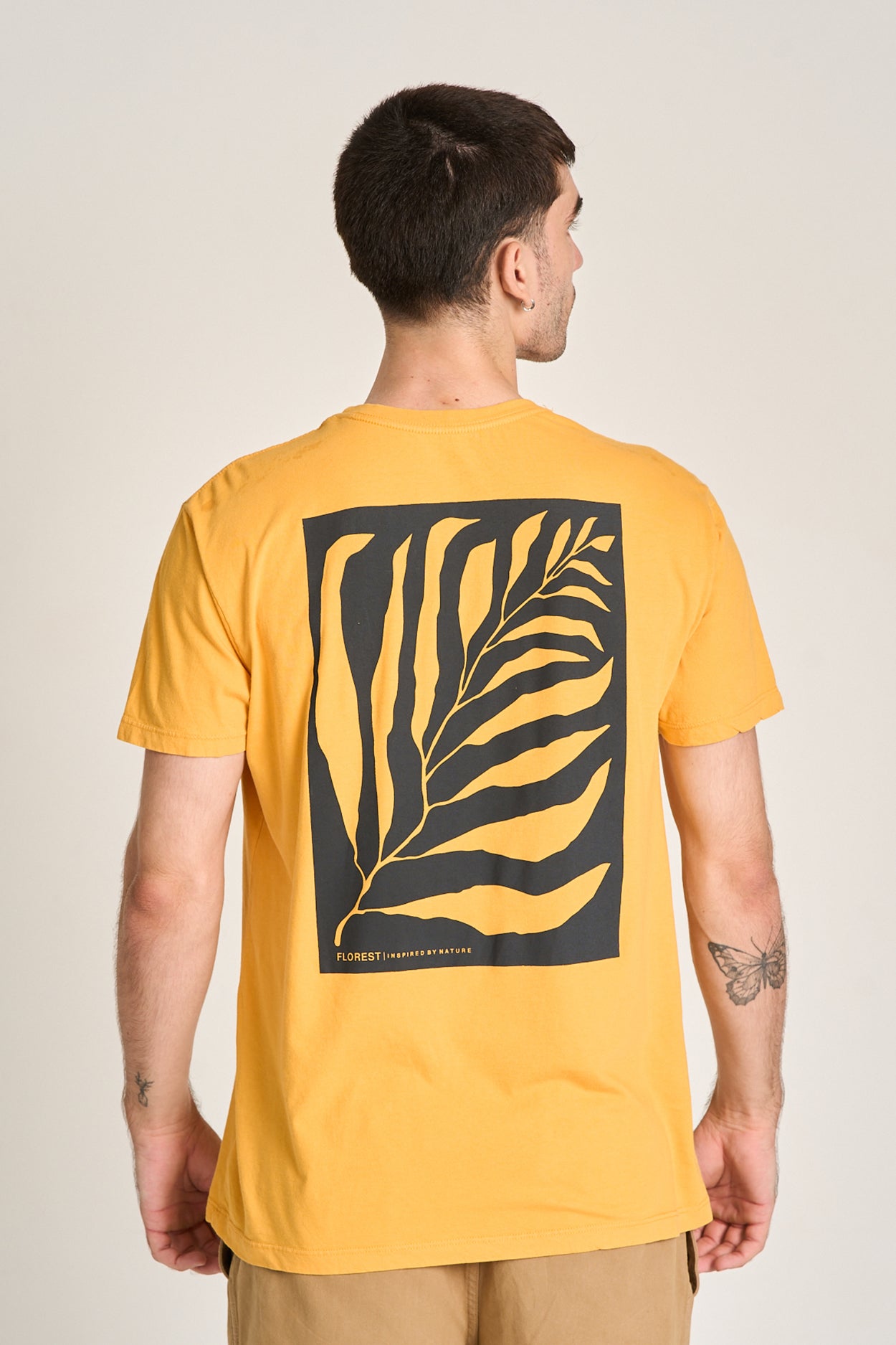 Camiseta Java Stone Mostarda