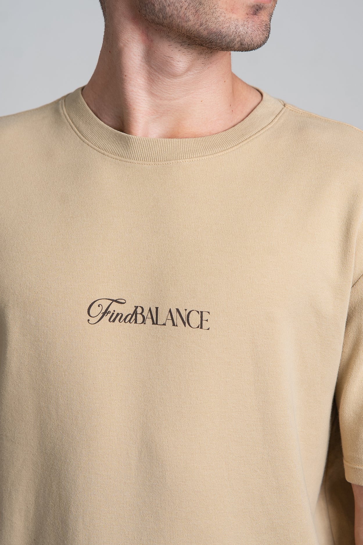 Camiseta Find Balance Oversized Camelo