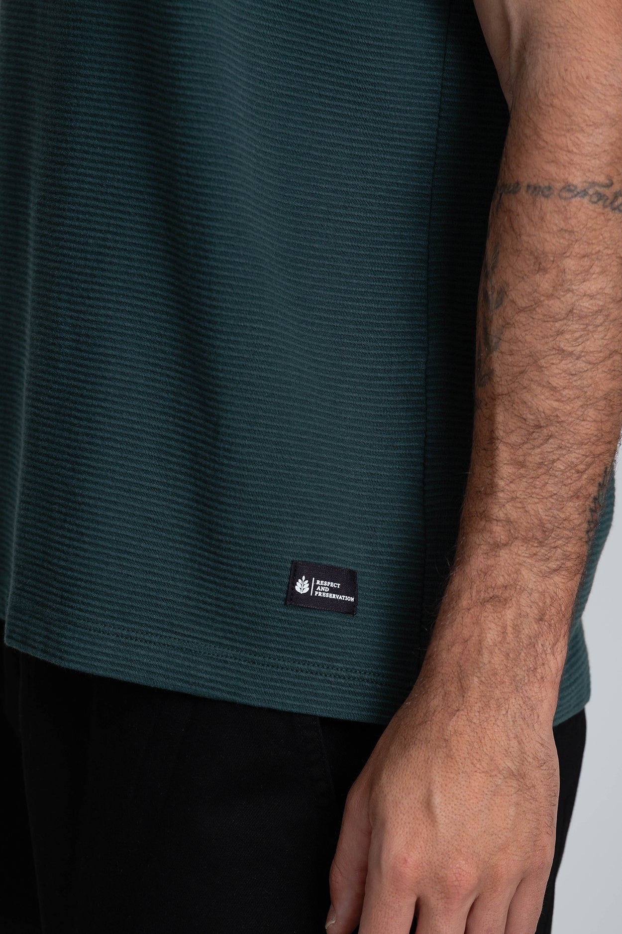 Camiseta Raglan Layer Verde Escuro