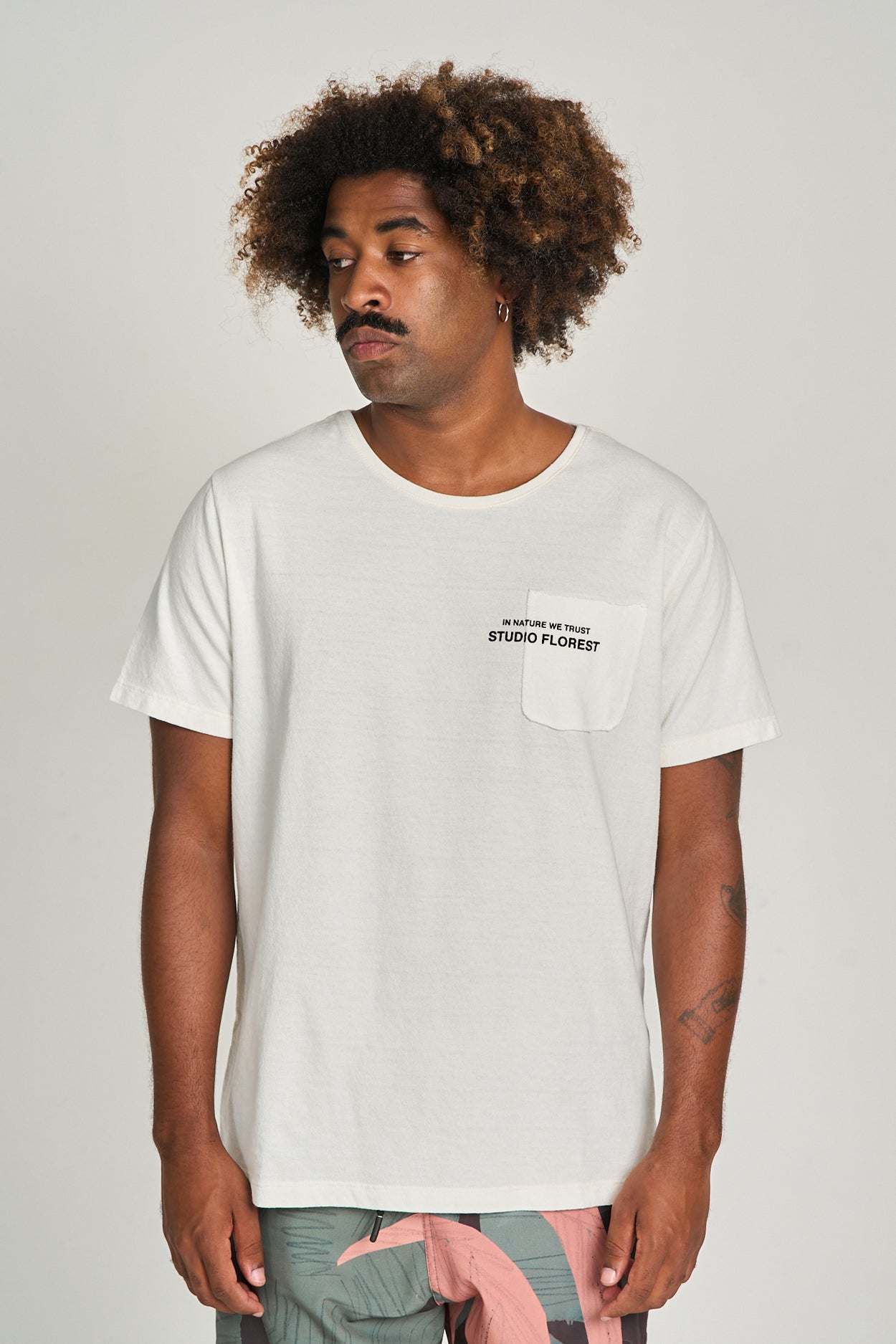 CAMISETA WE TRUST NATURE Branco