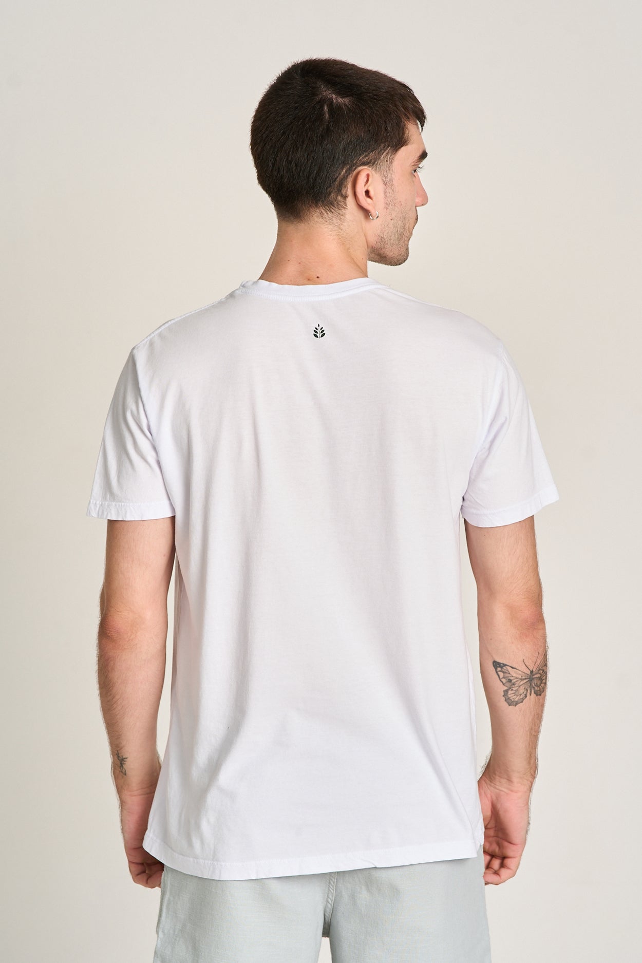 Camiseta Violeta Branco