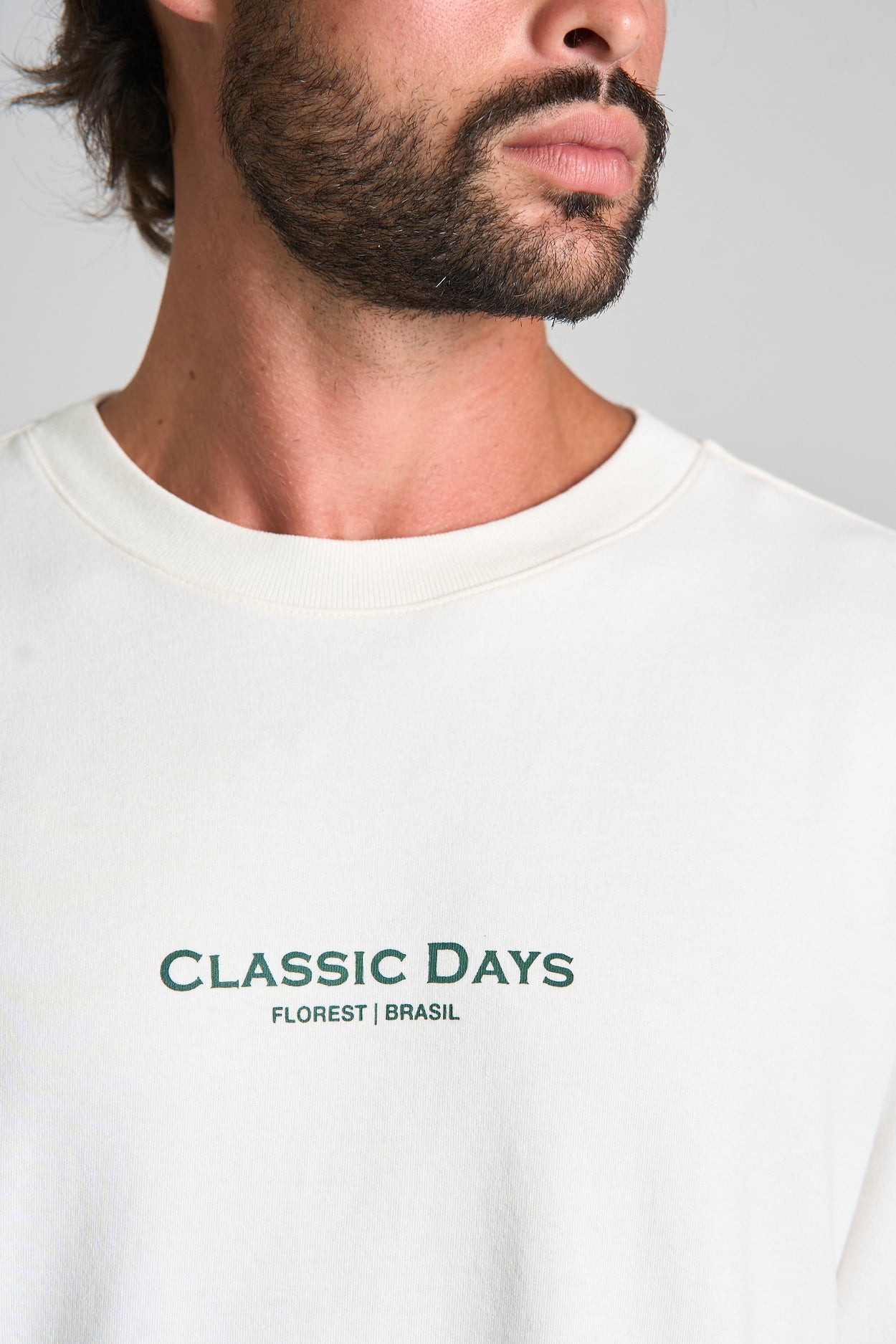 Camiseta Classic Days Over Off-White