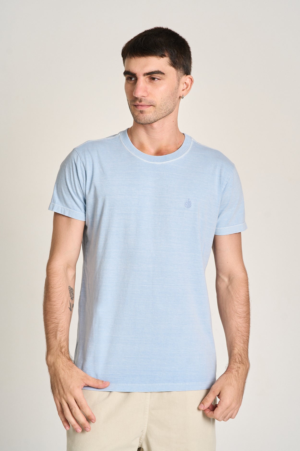 Camiseta Basic Stone Azul Claro
