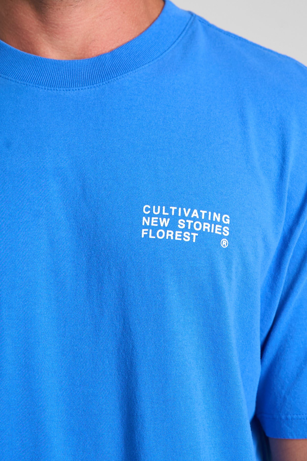 Camiseta Community Over Azul Royal