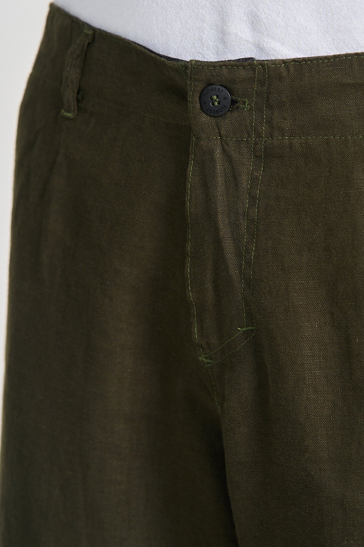 Bermuda Puro Linho Verde Militar
