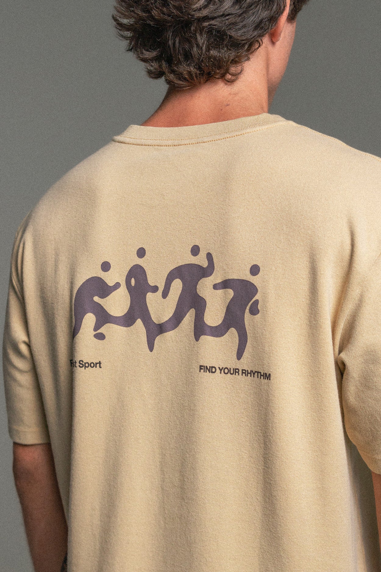 Camiseta Find Over