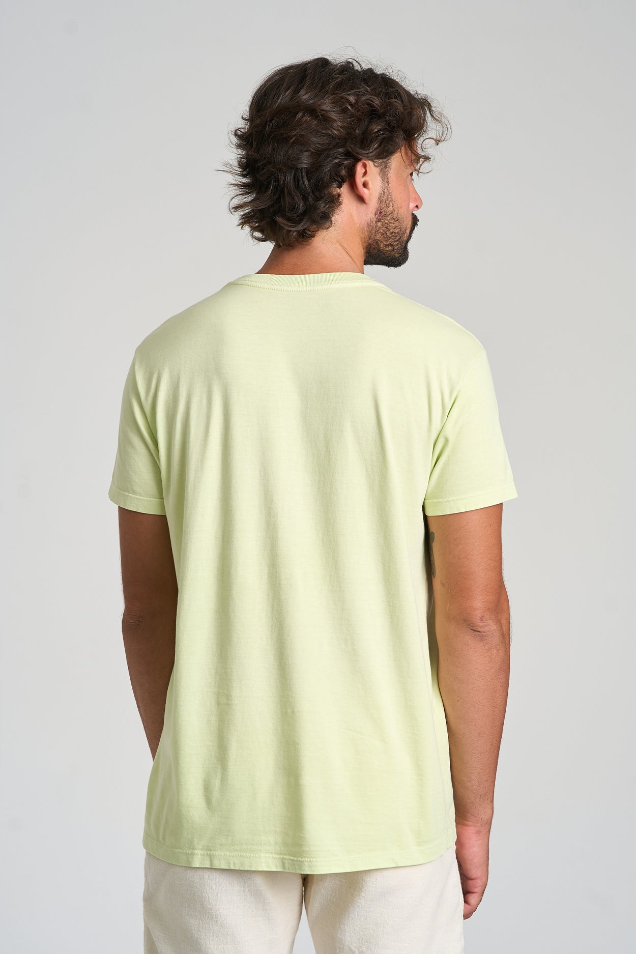 Camiseta Basic Stone Verde Folha