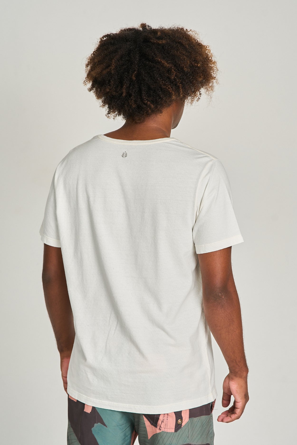 CAMISETA WE TRUST NATURE Branco