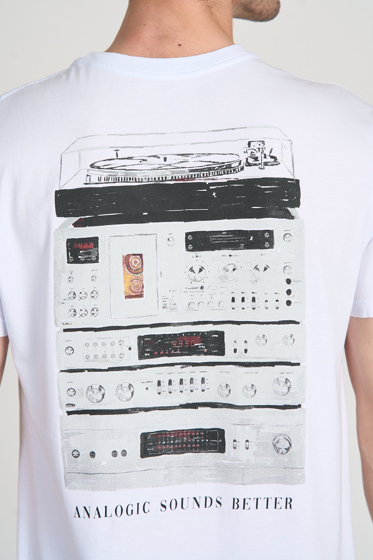 Camiseta Analogic Sounds Better Branco