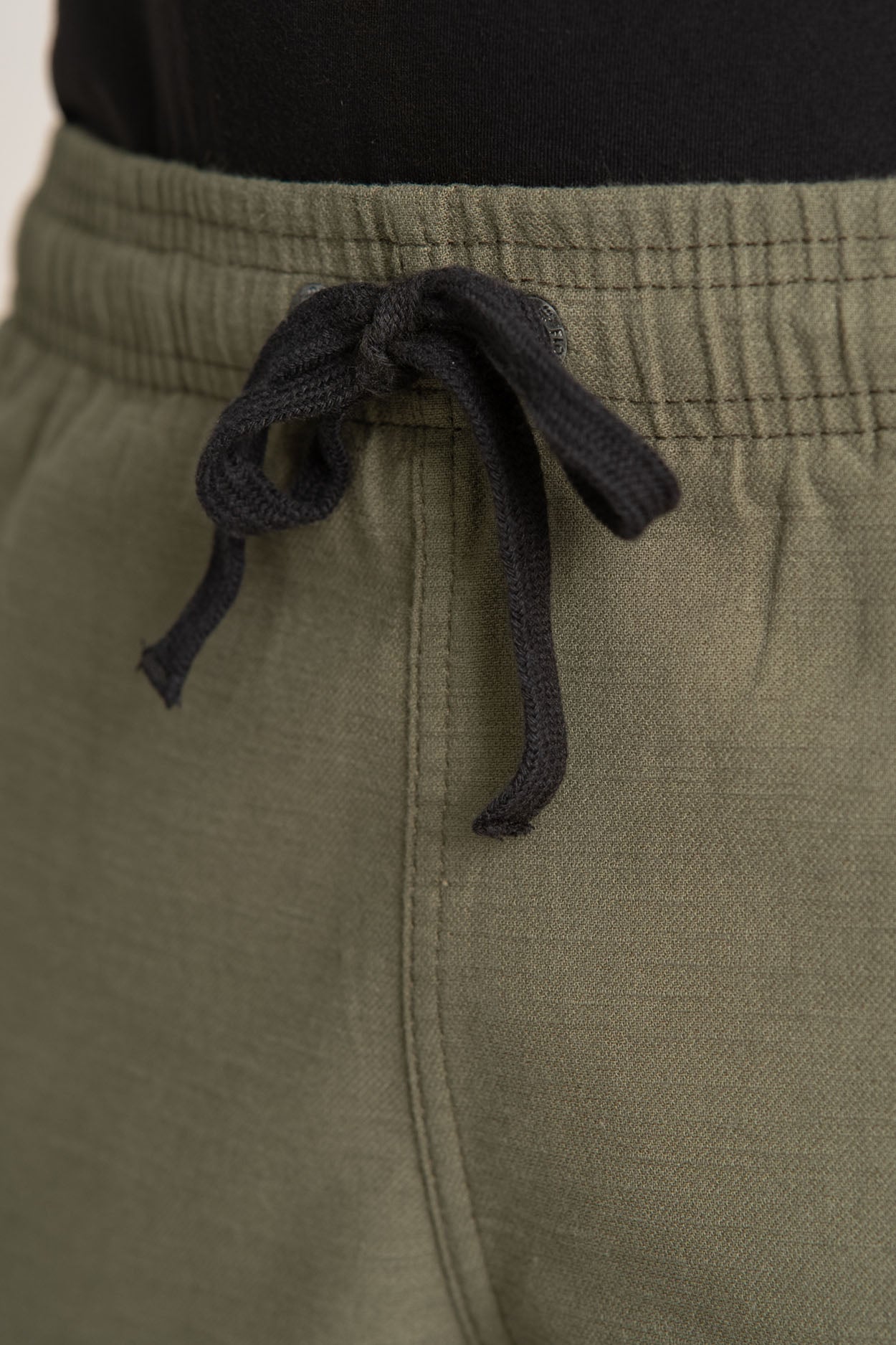 Short Bobby Verde Militar