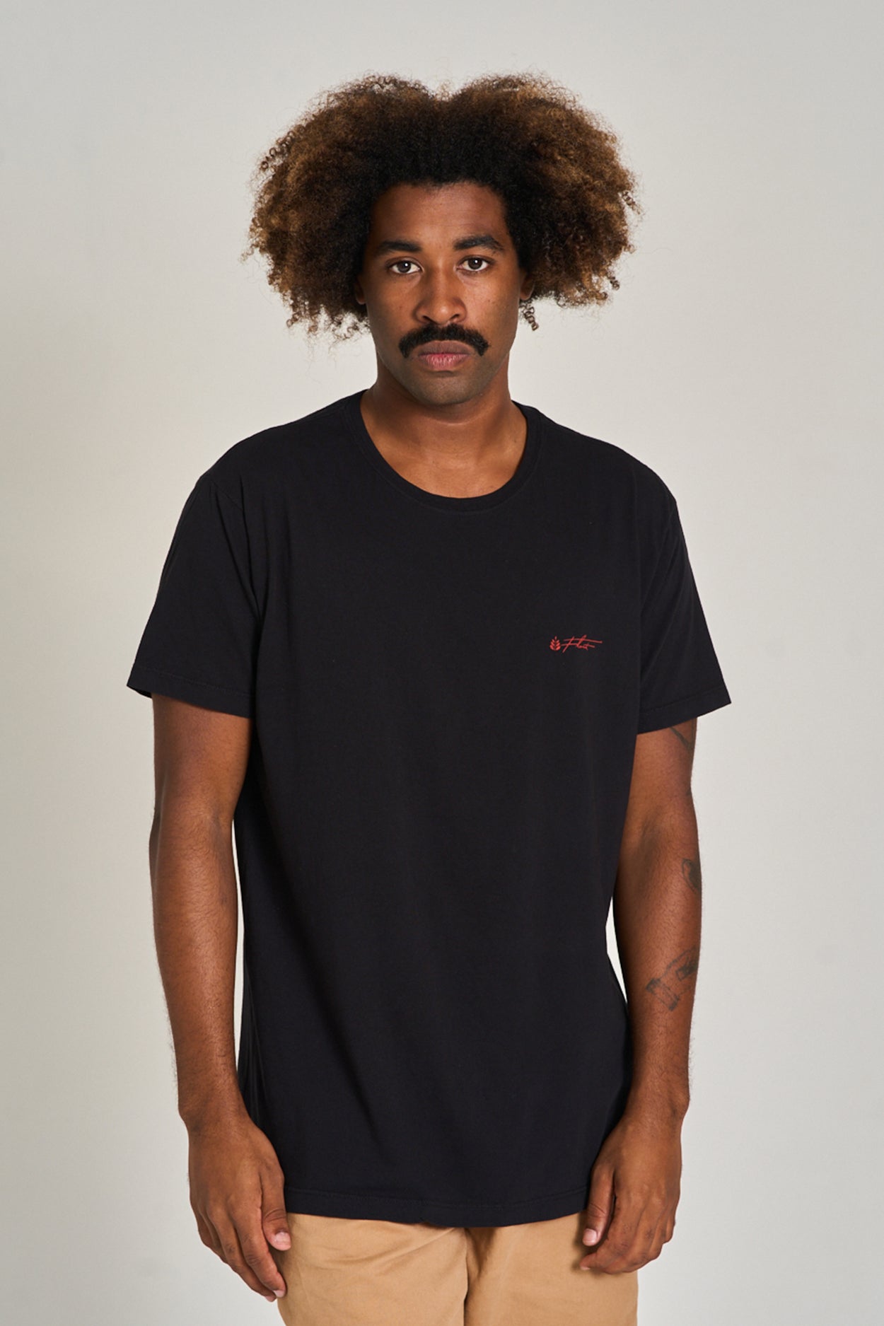 Camiseta Coffee & Barrels Preto