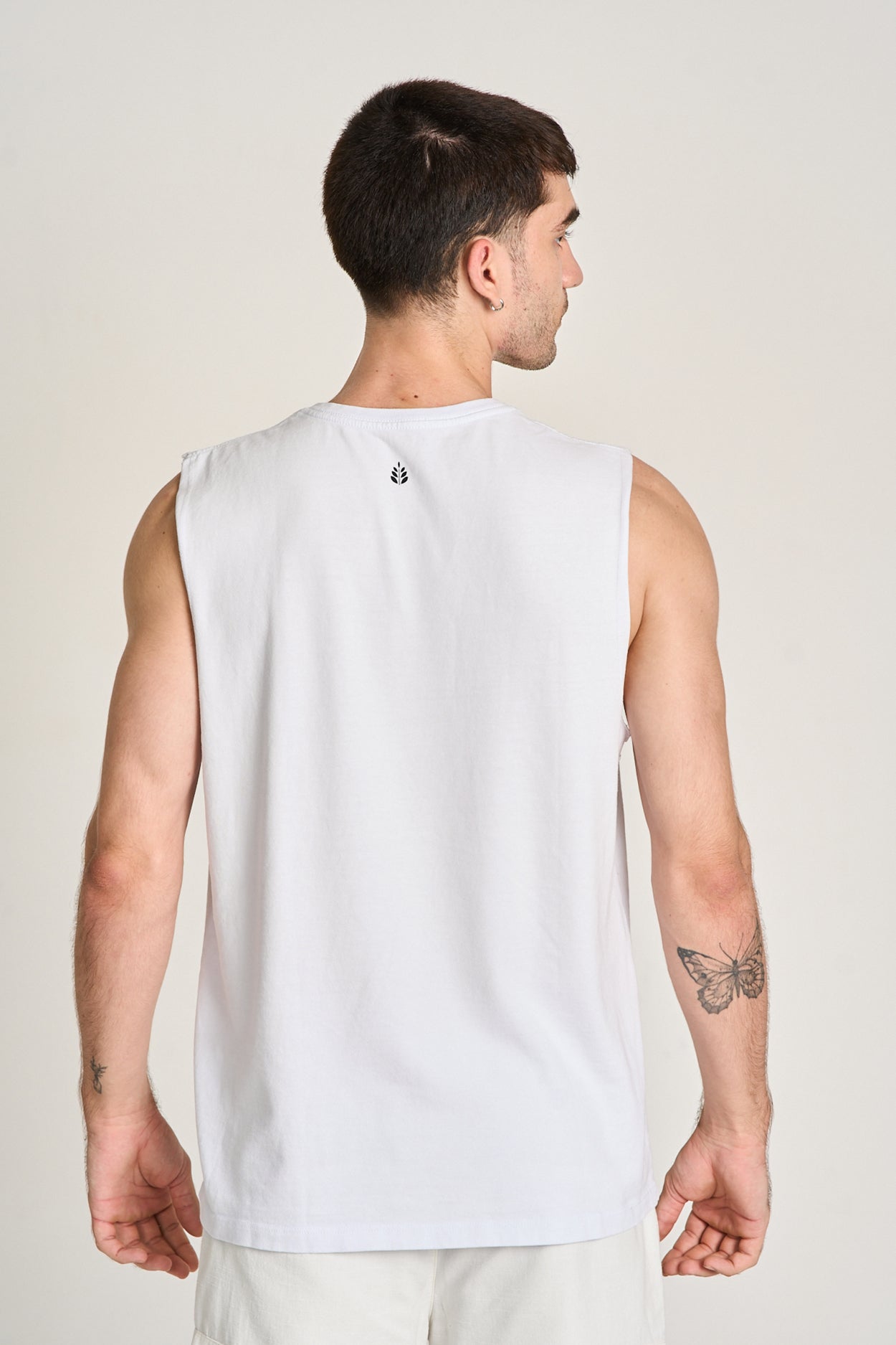 Regata Lins Branco