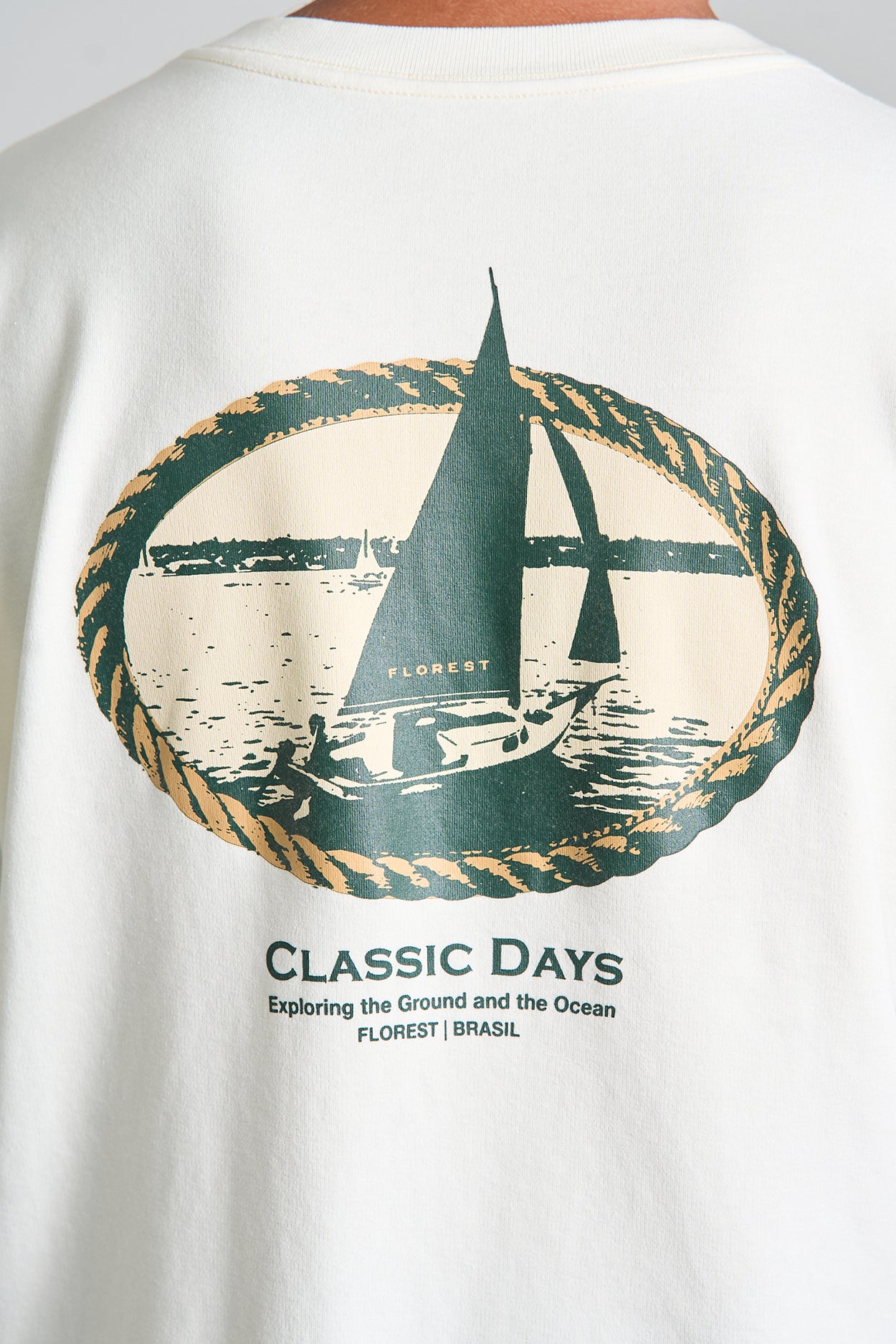Camiseta Classic Days Over Off-White