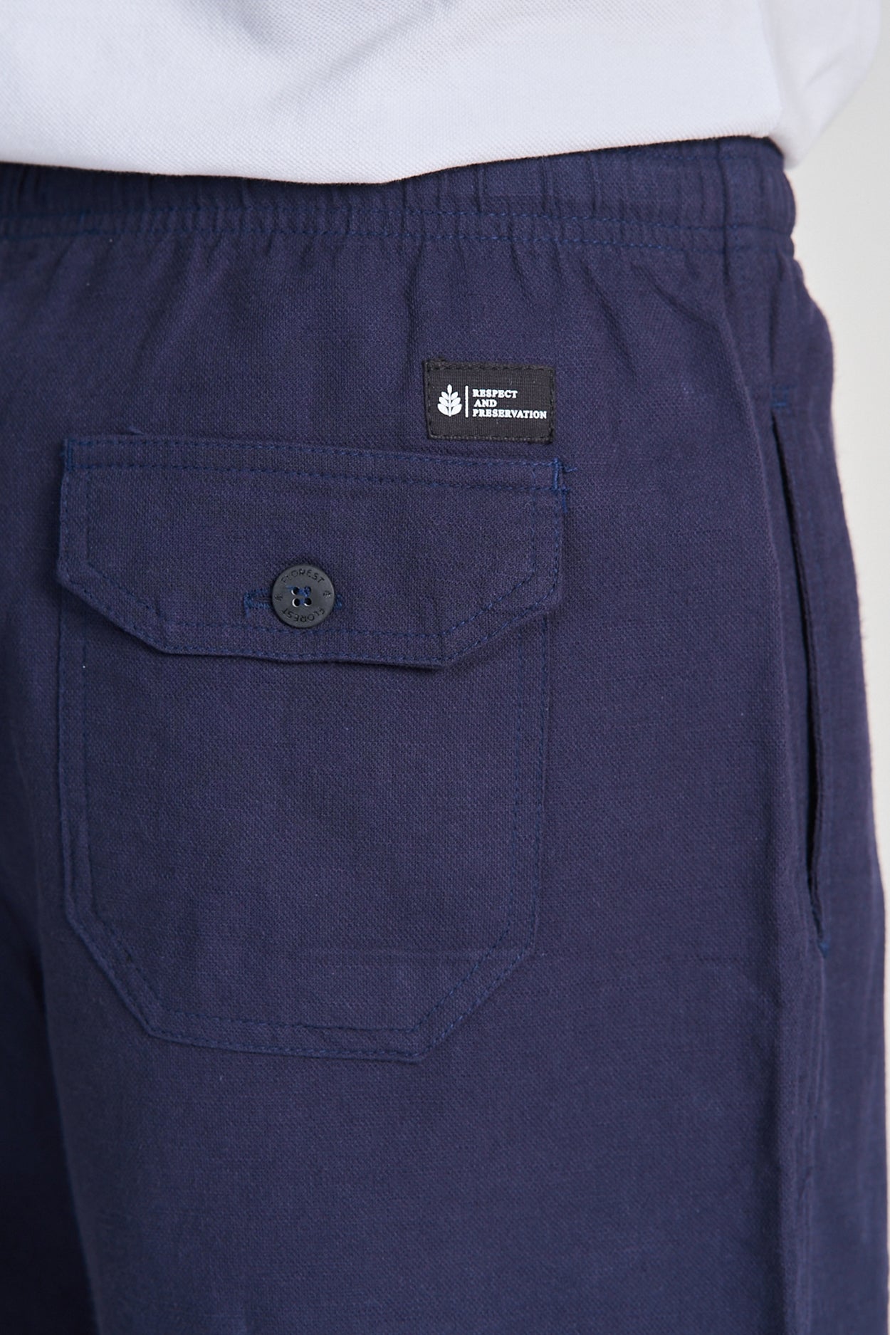 Short Puro Linho Azul Marinho