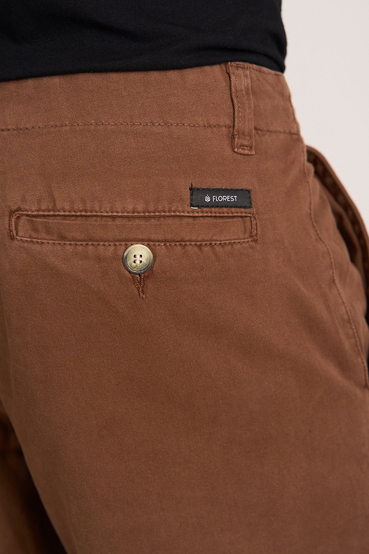 Bermuda Sarja Walk Marrom