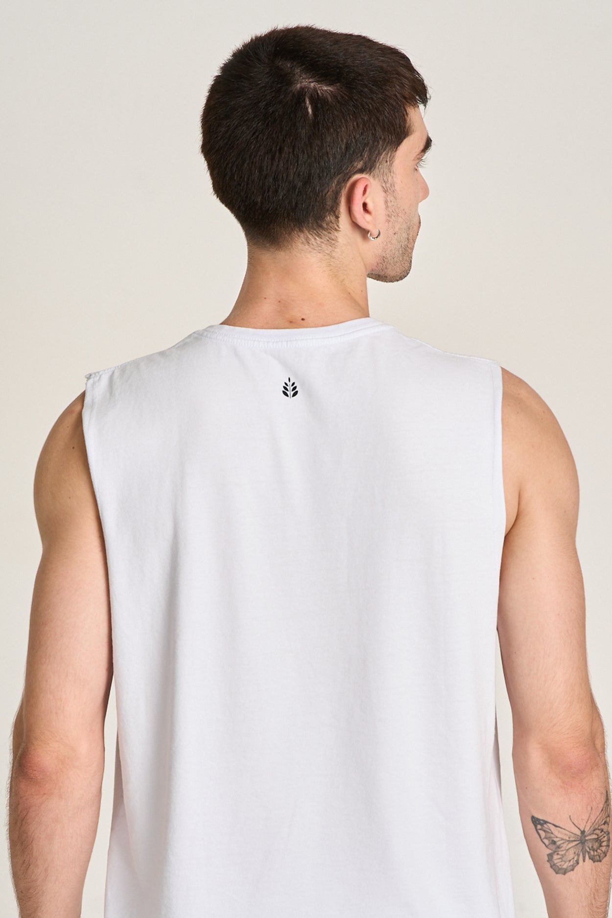 Regata Lins Branco