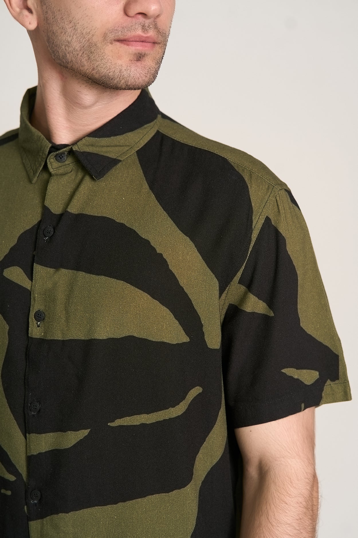 Camisa Art Grafic MC Verde