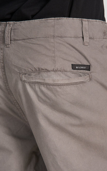 Calça Sarja Leve Chumbo