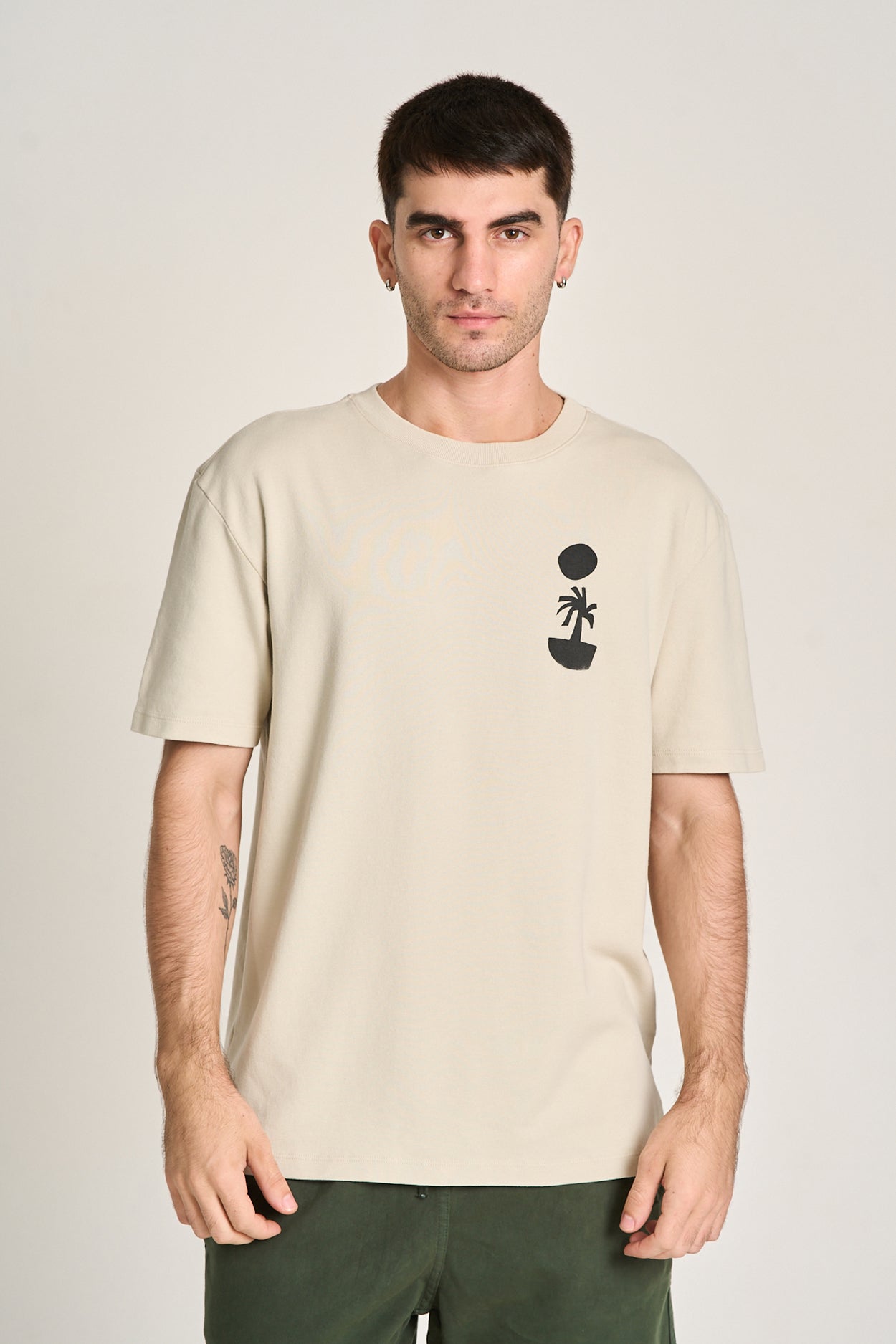 Camiseta Same Plants Over Gelo