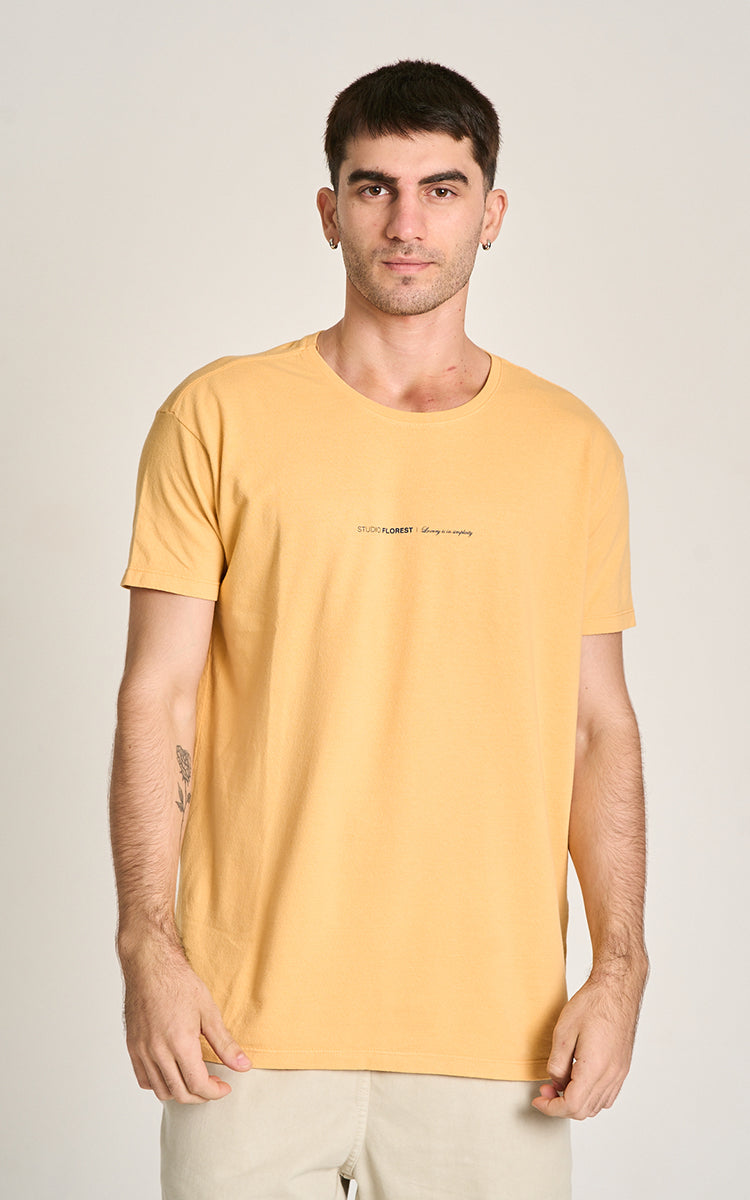 Camiseta Luxury Mostarda