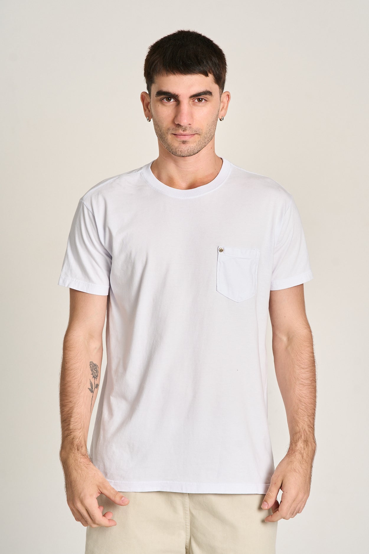 Camiseta Pocket Basic Branco